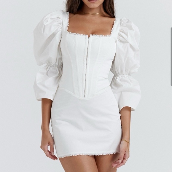 HOUSE OF CB Matilda White Puff Sleeve Corset Mini Dress Size Small - Picture 5 of 9